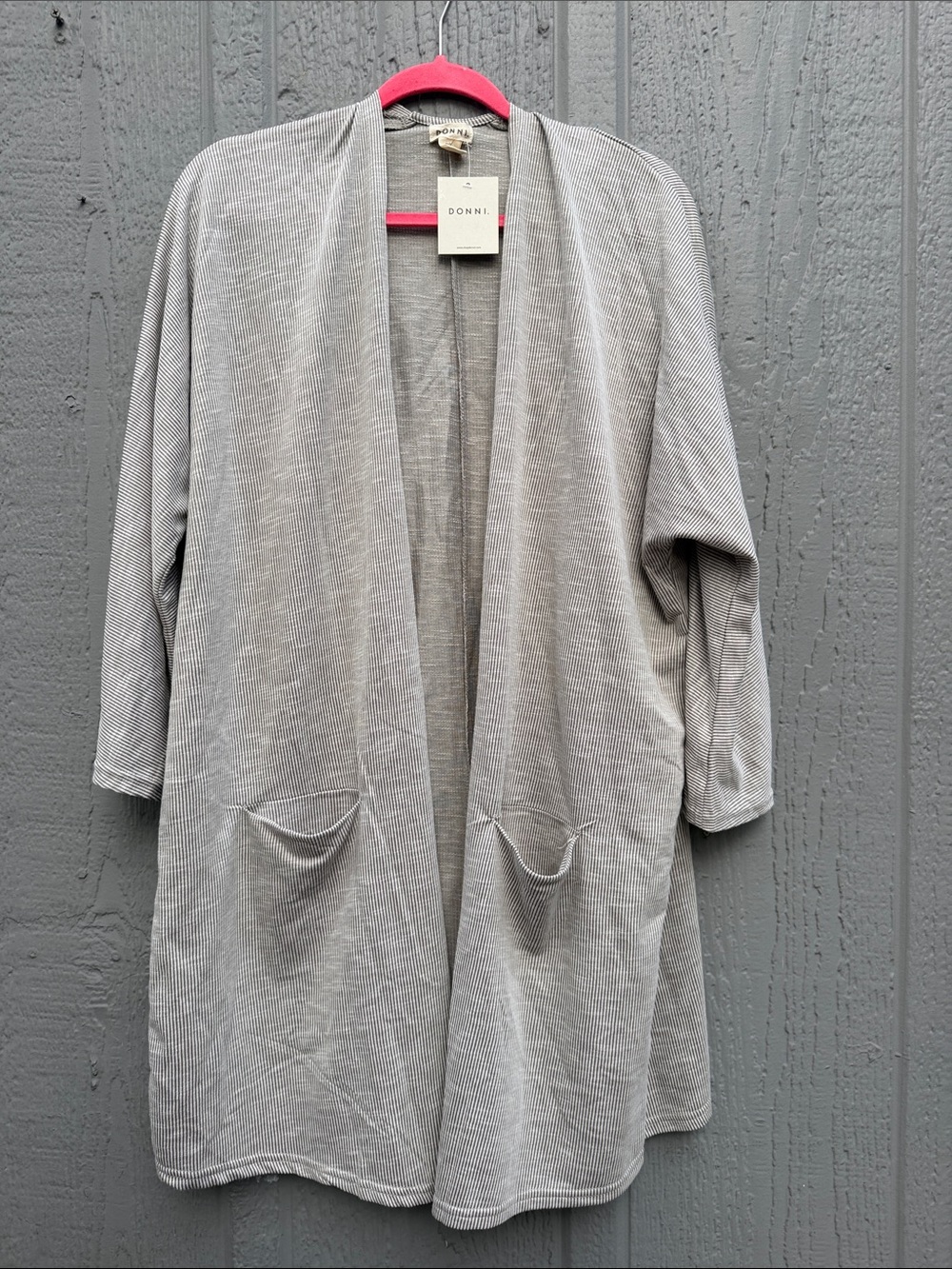 NWT DONNI. Light Gray Open-Front Ribbed Cardigan with Pockets